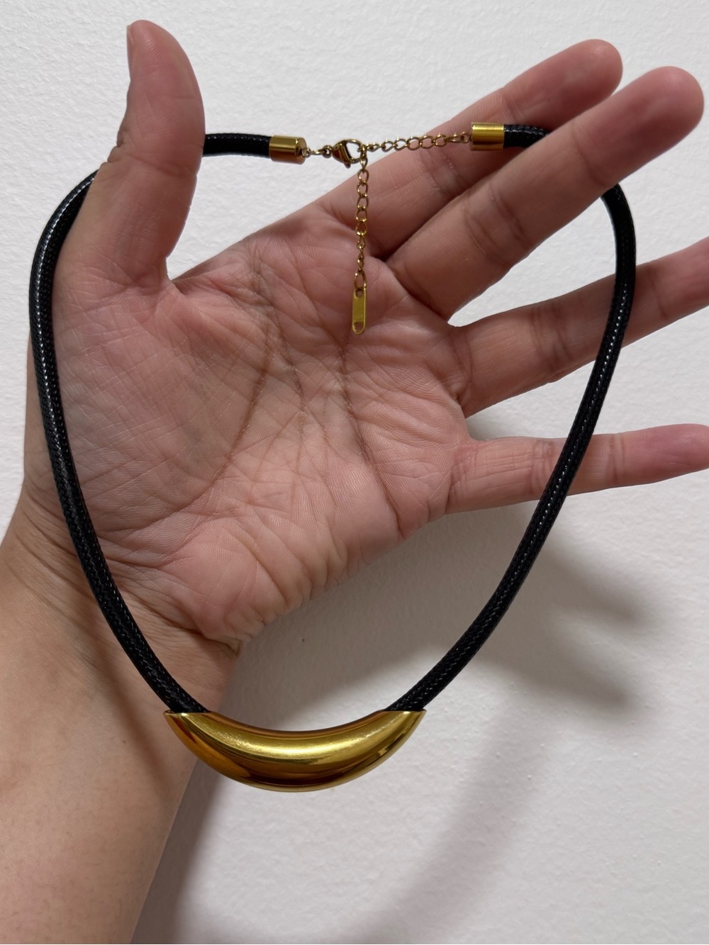 18K Gold-Plated Black leather Cord Pendant Necklace with Adjustable Chain - Picture 5 of 6